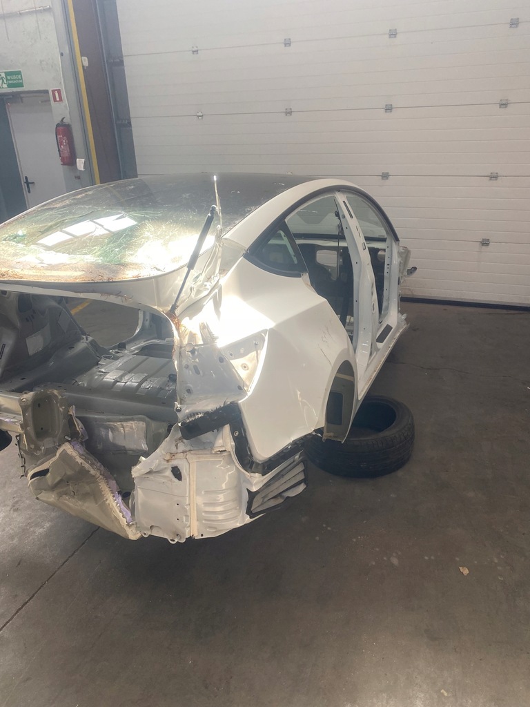 фото №5, Кузов dokumenty tesla 3