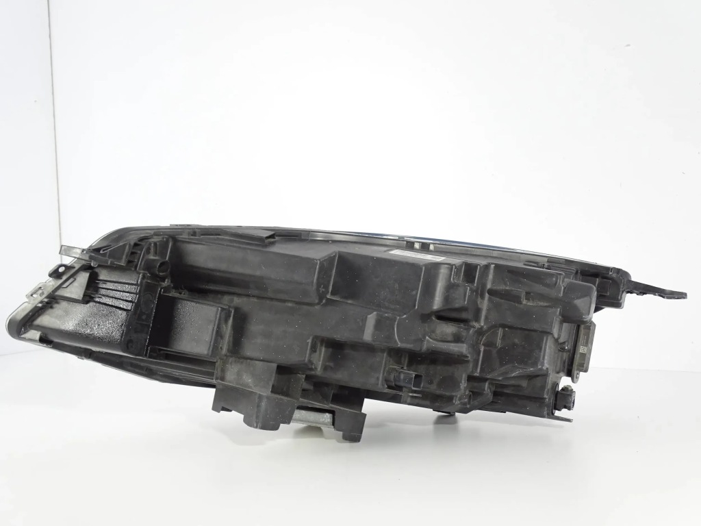Фара перед правый  ford kuga mk3 full led lv4b-13e016-al с Разборки
