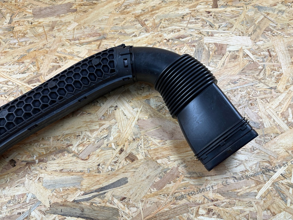 фото №6, Впуск воздухозаборник труба шланг воздуха mercedes c klasa w205 a2740901800