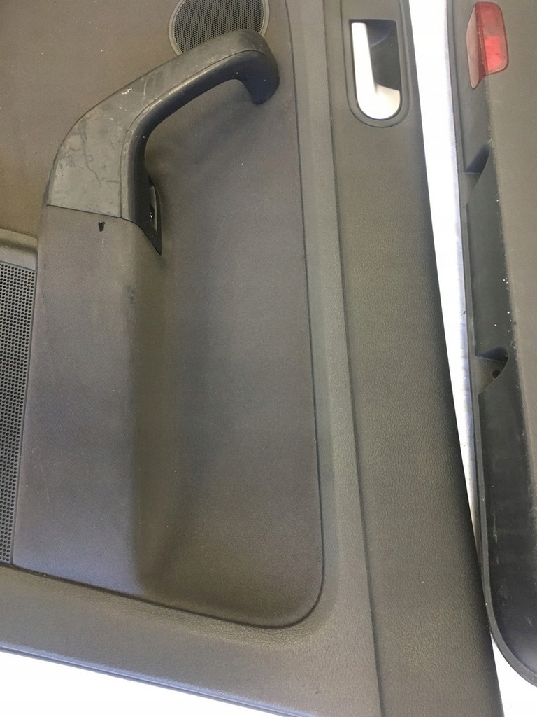 фото №15, Обшивка двері перед задня vw golf v 5 plus