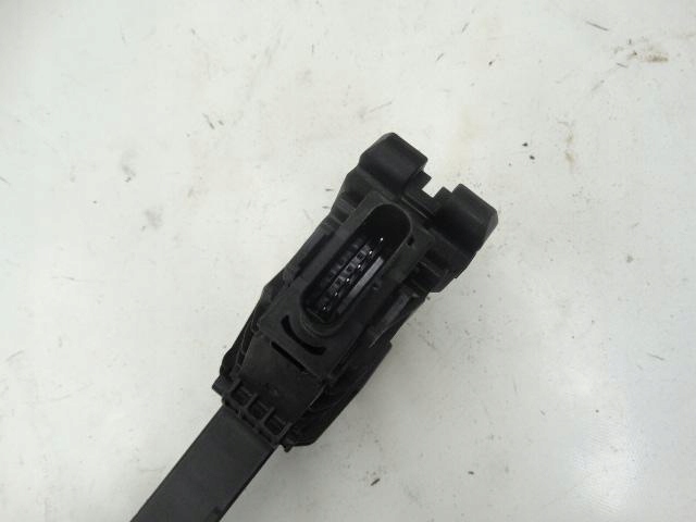 фото №3, Педаль газу потенціометр mercedes a-klassa w177