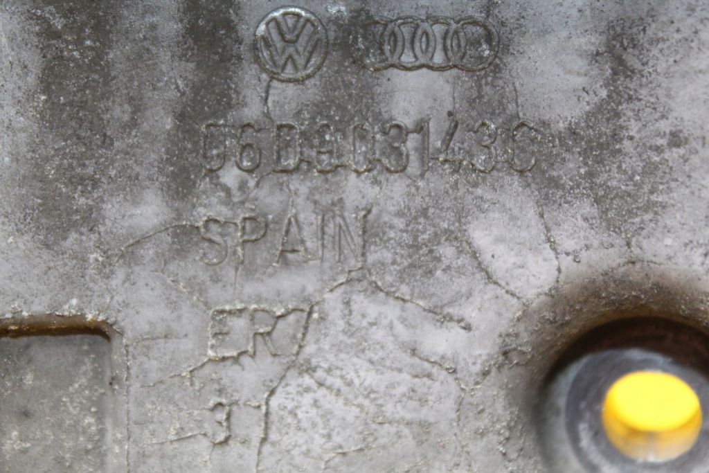 Кронштейн генератора 06d903143c a4 b6 b7 1.8 t Зі Шроту