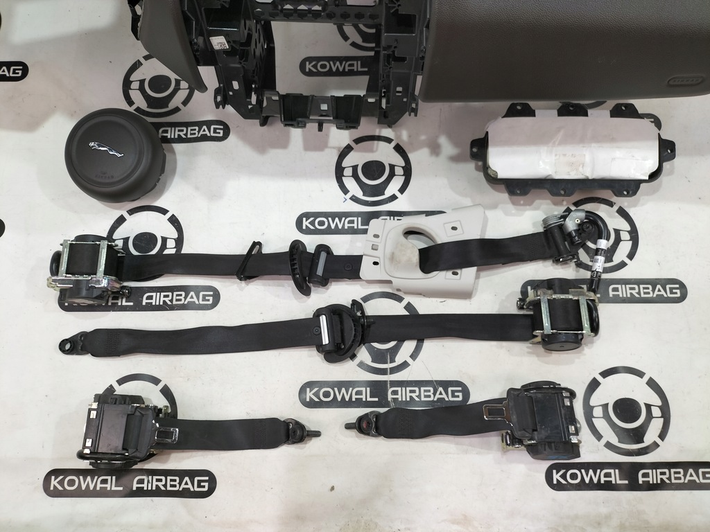 фото №5, Jaguar f-pace панель приладів консоль подушка безпеки подушки безпеки ремені оригінал демонтаж