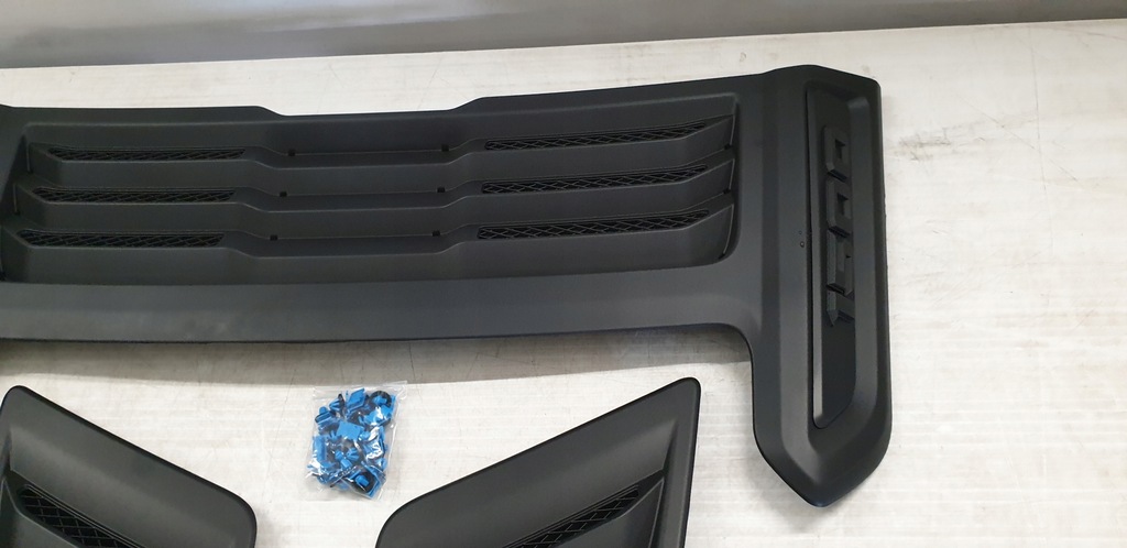 фото №7, Dodge ram 1500 5 v sport решётка впуск капот перед комплект 19-24r