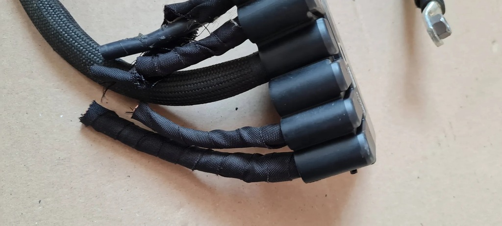 фото №6, S3 8y a3 коробка запобіжників 5wa937548