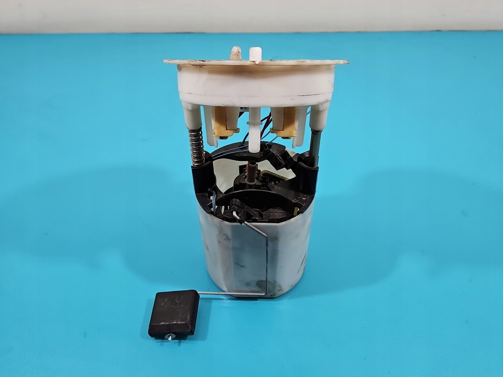 фото №1, Помпа насос пального bmw e87 1.6 wiel 6763850