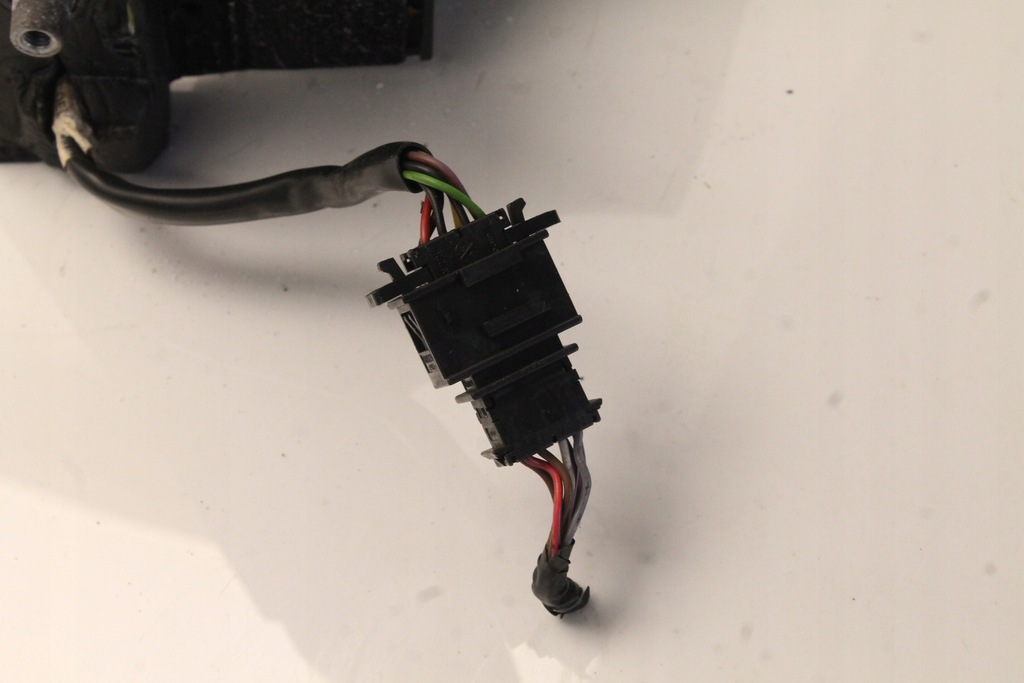 фото №7, Seat toledo iii 04r- зеркало правое правая сторона 7pin код лакокрасочного покрытия - lc9z