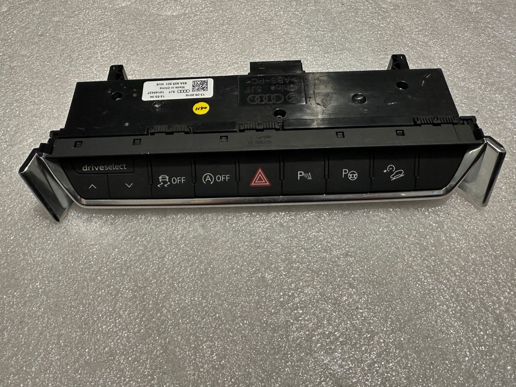 фото №1, !панель кнопок audi q3 83a925301!