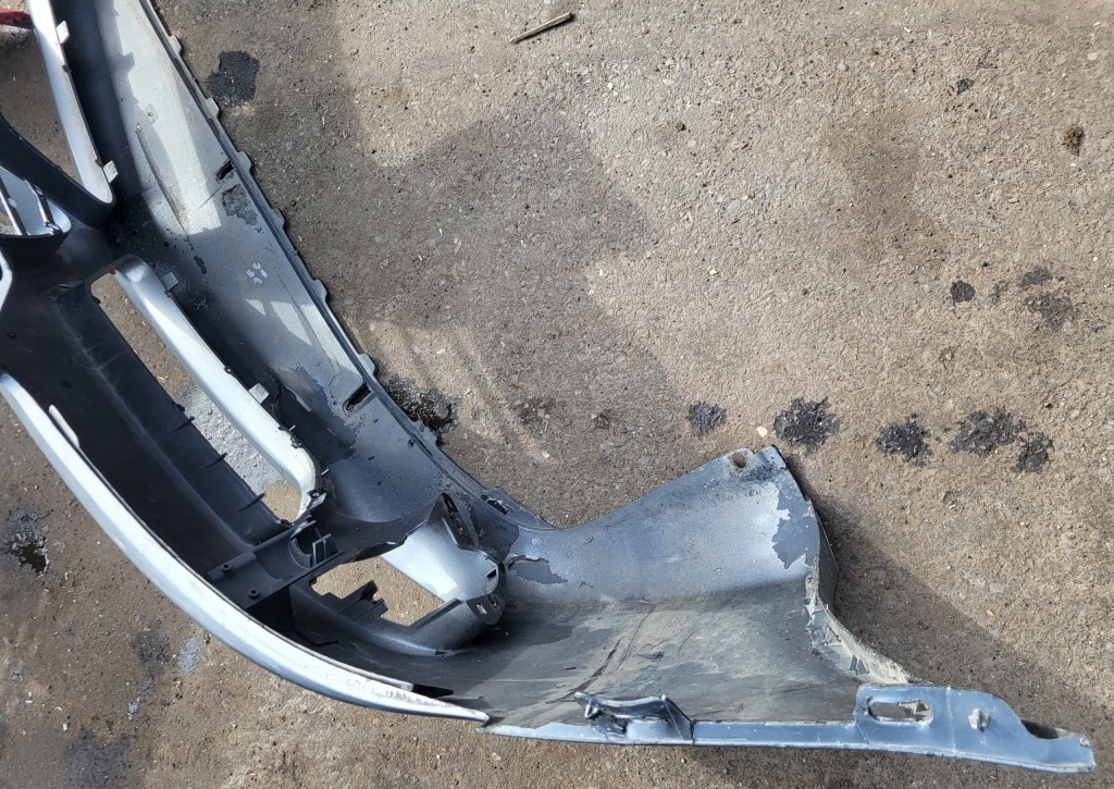 Бампер передній перед alfa romeo 147 рестайлінг  оригінальний номер Зі Шроту