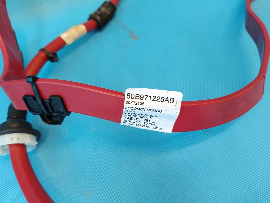 Audi q5 fy рестайлинг  2.0 tdi 150kw 2022 r жгут шланг аккумулятор 80b971225ab Недорого