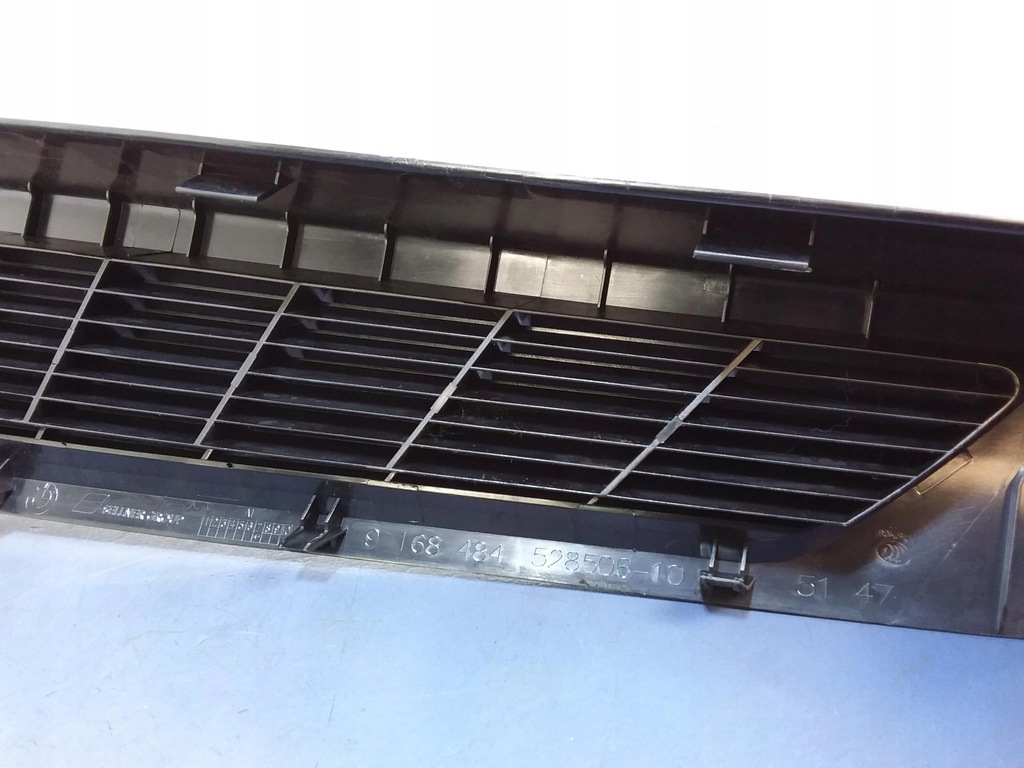 фото №8, Bmw 5 f11 защита обшивка дверей багажника 2 szt 9168484