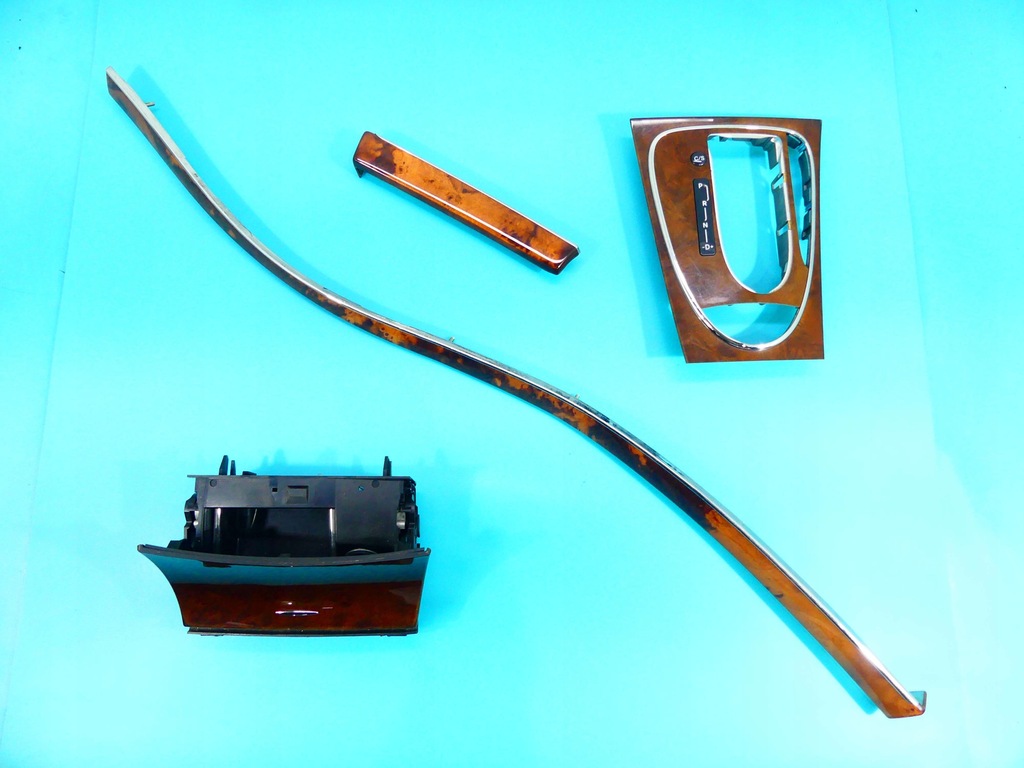 фото №1, Молдинг рамка домкрата передач mercedes e w211