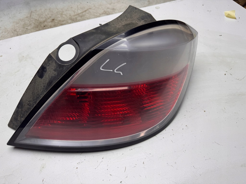 фото №1, Лампа задня права opel astra h хетчбек