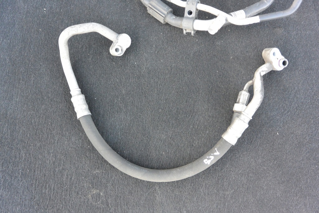 фото №2, Шланг кондиционера труба audi tt 8j 3.2 fsi kpl