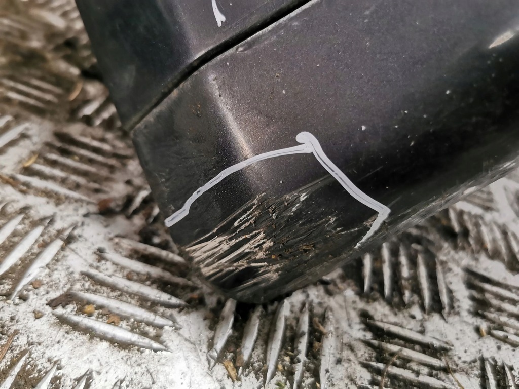 фото №12, Lexus is 220d-250-350 2006 бампер передний