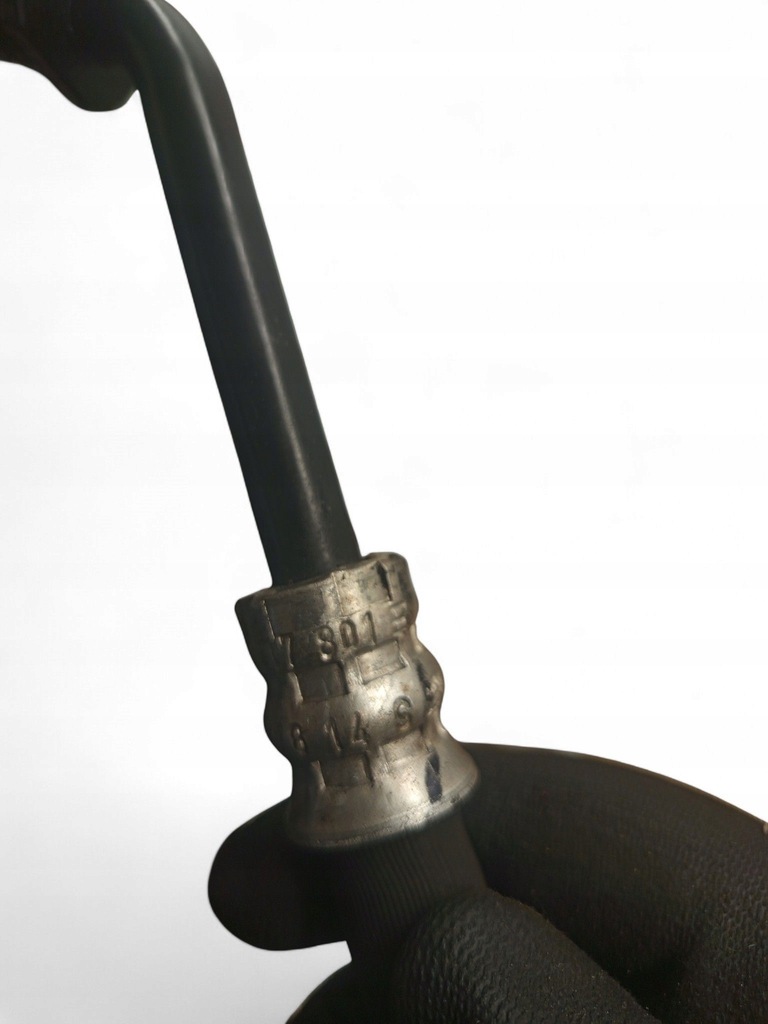 фото №6, Porsche cayenne 92a 7p0317801e шланг радиатора масла коробки