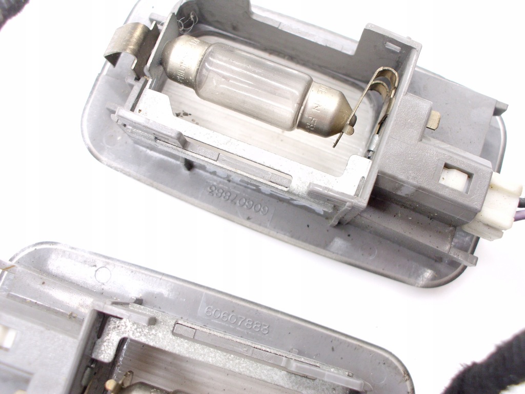 фото №7, Alfa romeo 166 лампа освещение кабины салона левая правая свет /1szt