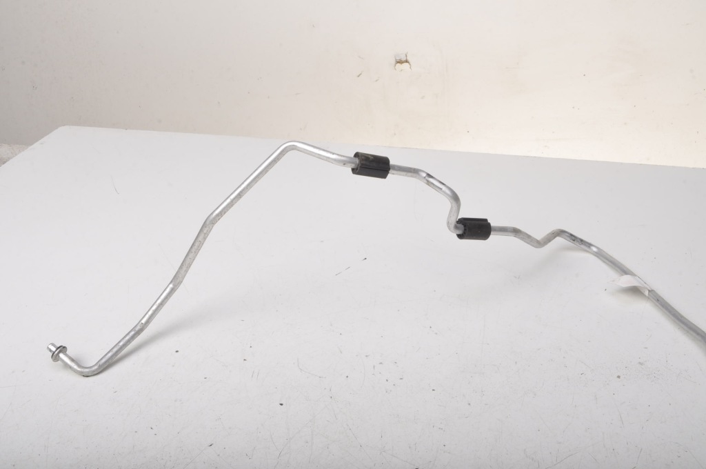 фото №4, Ford fiesta mk8 1.1 шланг кондиціонера