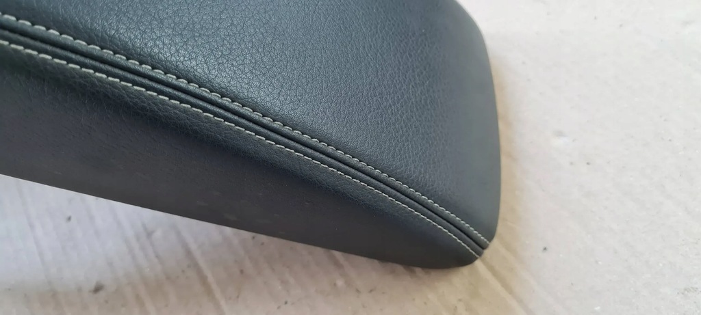 фото №8, S3 8v sedan a3 подлокотник кожа кожаный белый nić 8v0864283