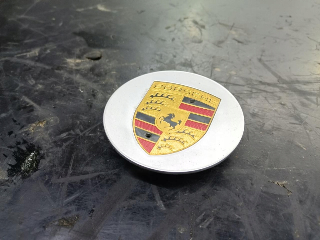 фото №1, Porsche panamera gts крышка 9p1601147