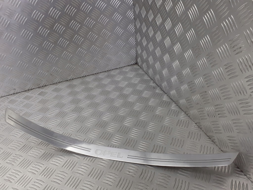 фото №1, Молдинг порог внутренняя правый перед opel corsa d 13341047