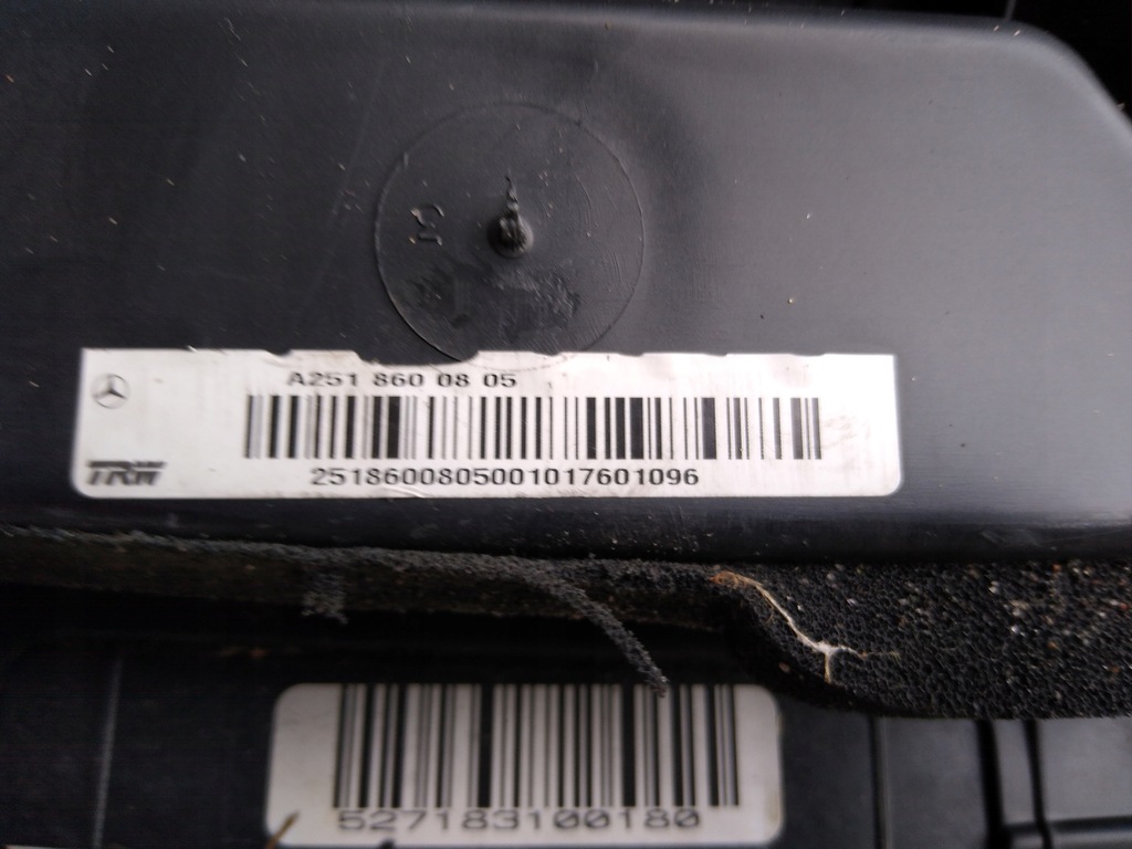 фото №8, Панель приладів консоль панель приладів mercedes w251 r klasa