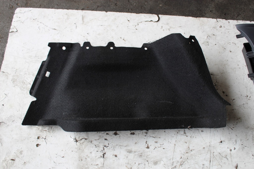 фото №1, Smart forfour ii 2014-.. обшивка багажника права сторона задня