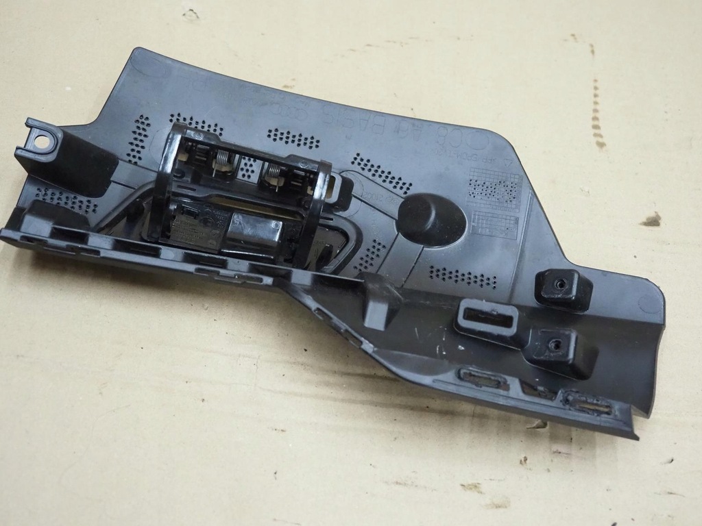 фото №12, Audi a6 c8 2018- заглушка розпилювача права