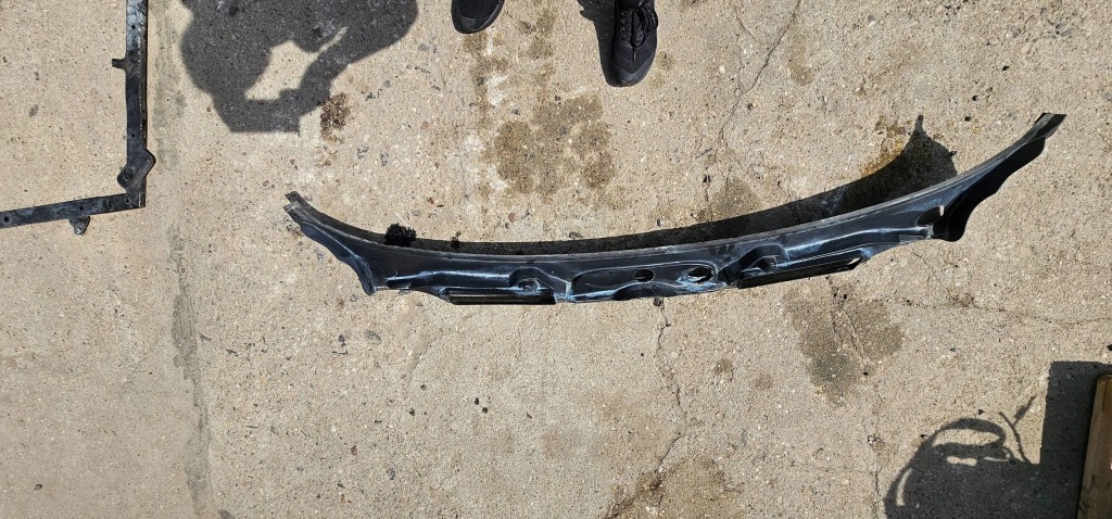 фото №1, Bmw 3 e90 e91 жабо пластиковый europa 08 r