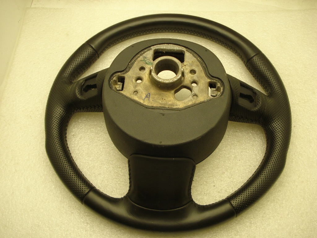 фото №9, Повітропровід audi a4 sline пелюстки перемикання оригінал