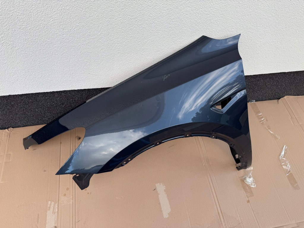 Tesla model y 2020- крыло  левое  перед хороший оригинал szary демонтаж Недорого