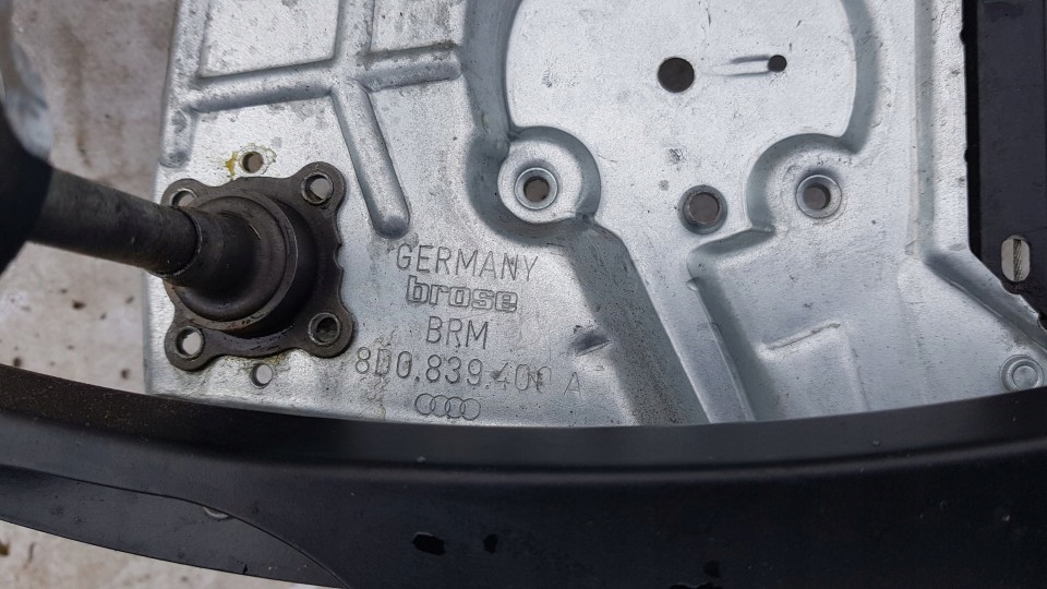 фото №7, Рамка двері механізм правий задня audi a4 b5 sedan