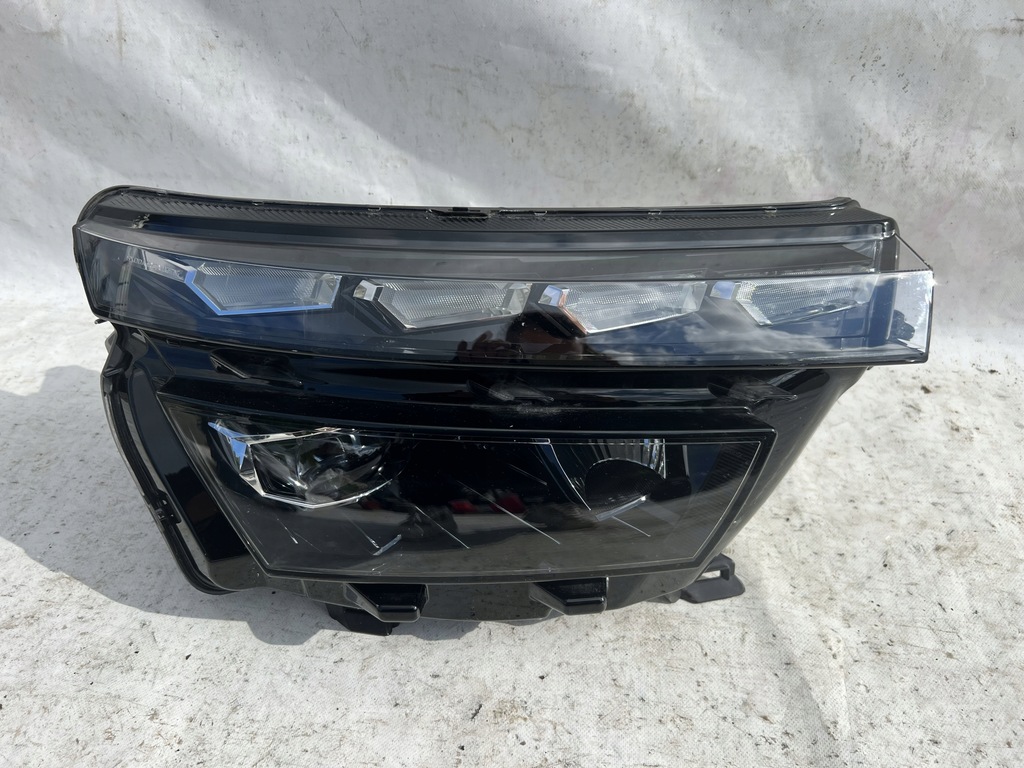 фото №1, Лампа правая skoda kamiq full led crystal перед