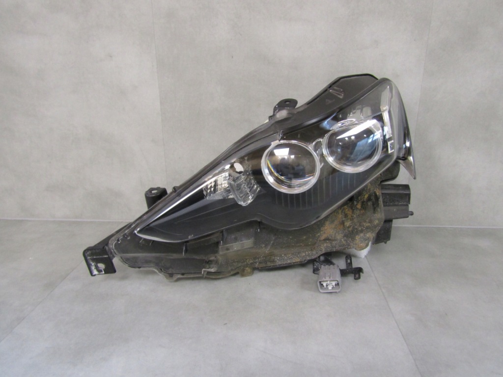Купити Фара перед lexus is 3 3 led lh 13-20