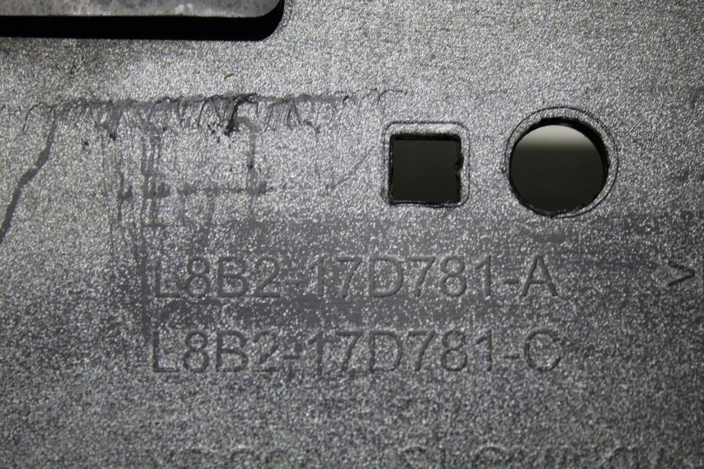 фото №4, Land rover defender ii l663 бампер задняя задний хороший 19r+