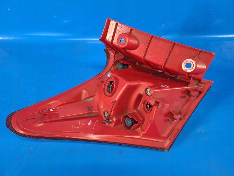 фото №5, Лампа зовнішня правий. toyota auris 13-18-8155102730