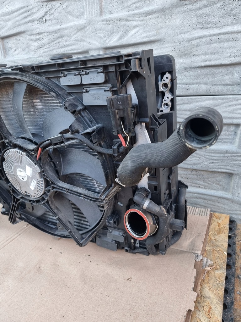 фото №9, Bmw 6 f06 f12 f13 комплект радиатор с корпус 4.4 b 650i