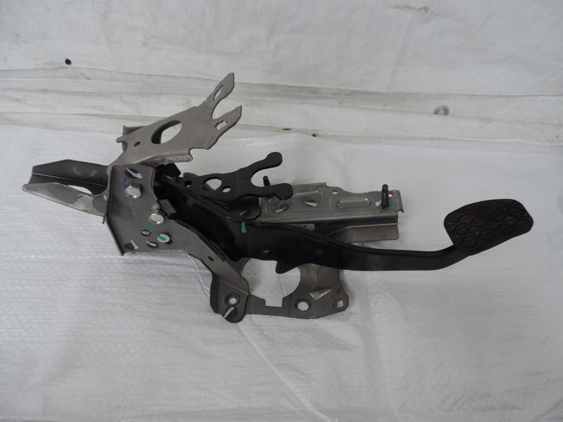 фото №3, Ford ecosport педаль тормоза 8v51-2450-bg