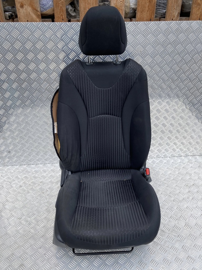 фото №1, Сидіння правий перед toyota prius iv 15-