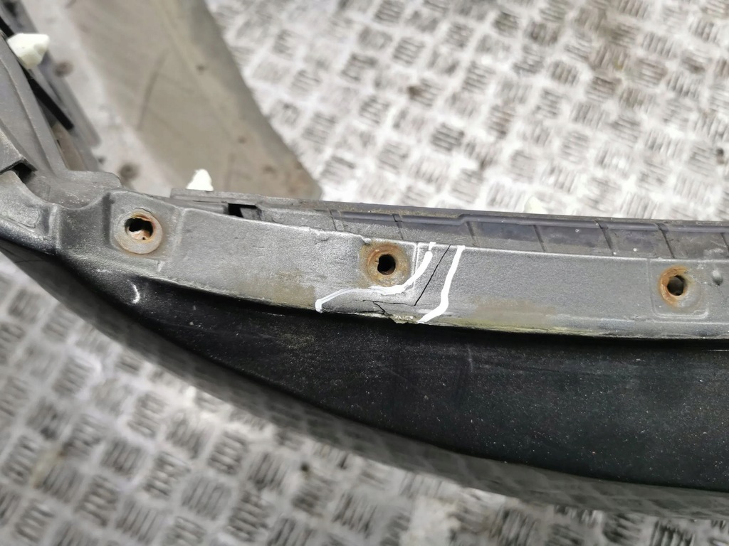 фото №11, Bentley flying spur 2005 бампер задний