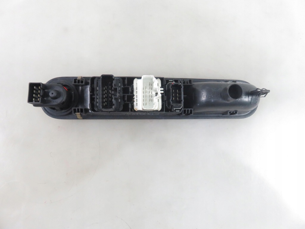 фото №7, Панель окон renault espace iv 8200519359