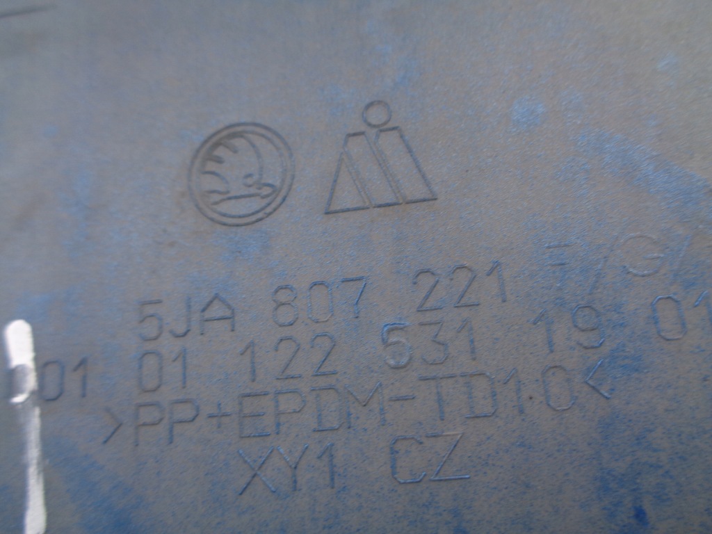 фото №9, Бампер передний skoda rapid 5ja 12- nr 48703