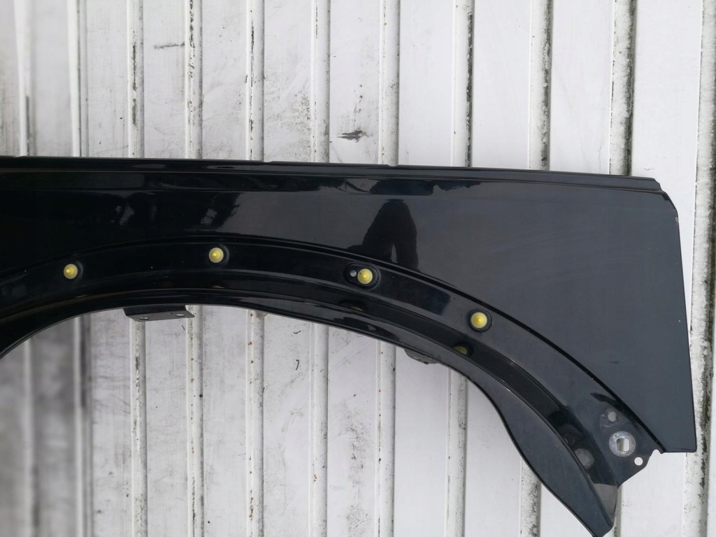 фото №3, Крила discovery iii 04-08 правий перед 697