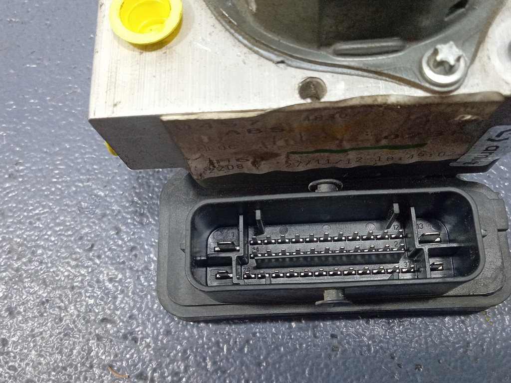 Mercedes citan w415 kangoo ii 1.5 cdi 75 km насос abs 476605023r в Україні