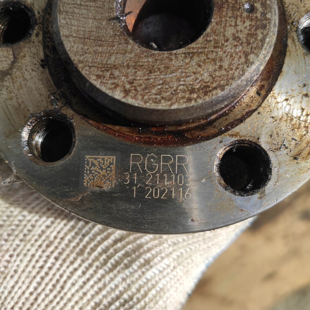 фото №11, Wał колінчастий vw polo 4 iv 9n панель фари 1.2b awy