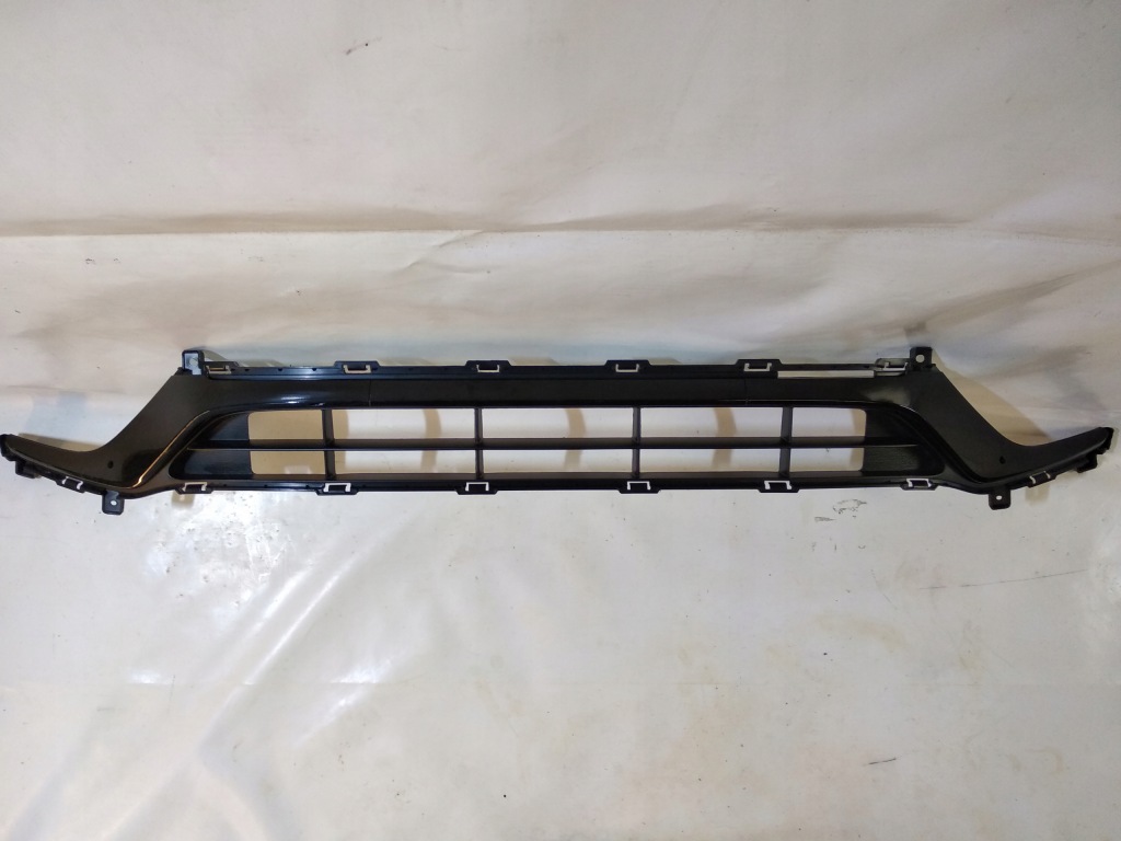 фото №1, Kia venga lift решётка бампера перед середина 2015-