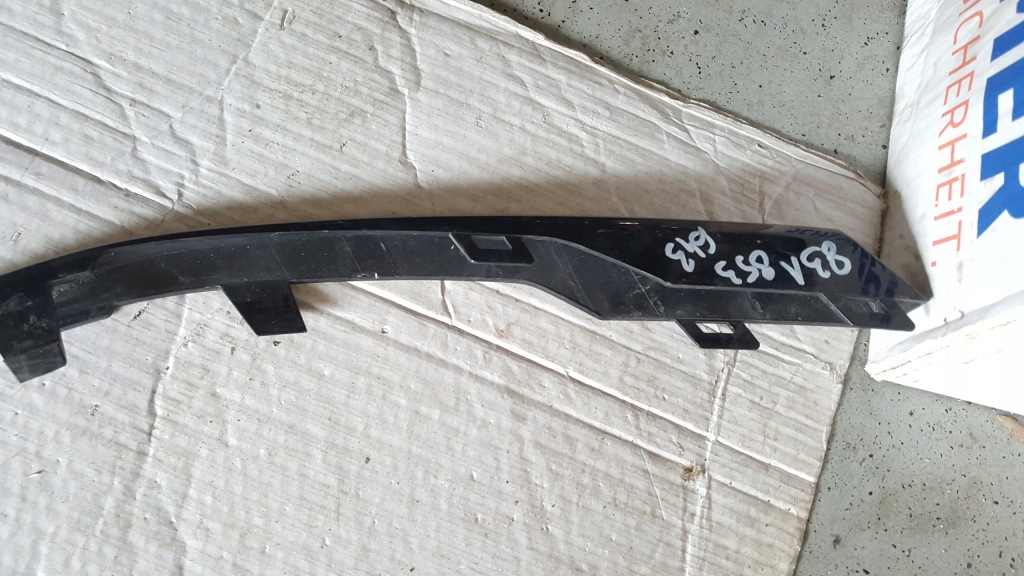 Молдинг бампера передній audi q3 83a853643 демонтаж Ціна