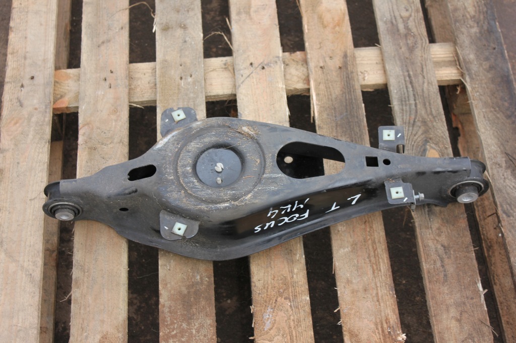 фото №1, Ford focus mk4 важіль лівий задня 18r