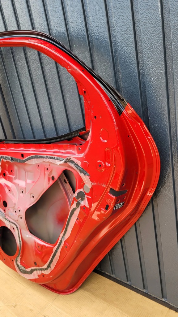 Дверей праве  задній задні toyota yaris iv fv Зі Шроту