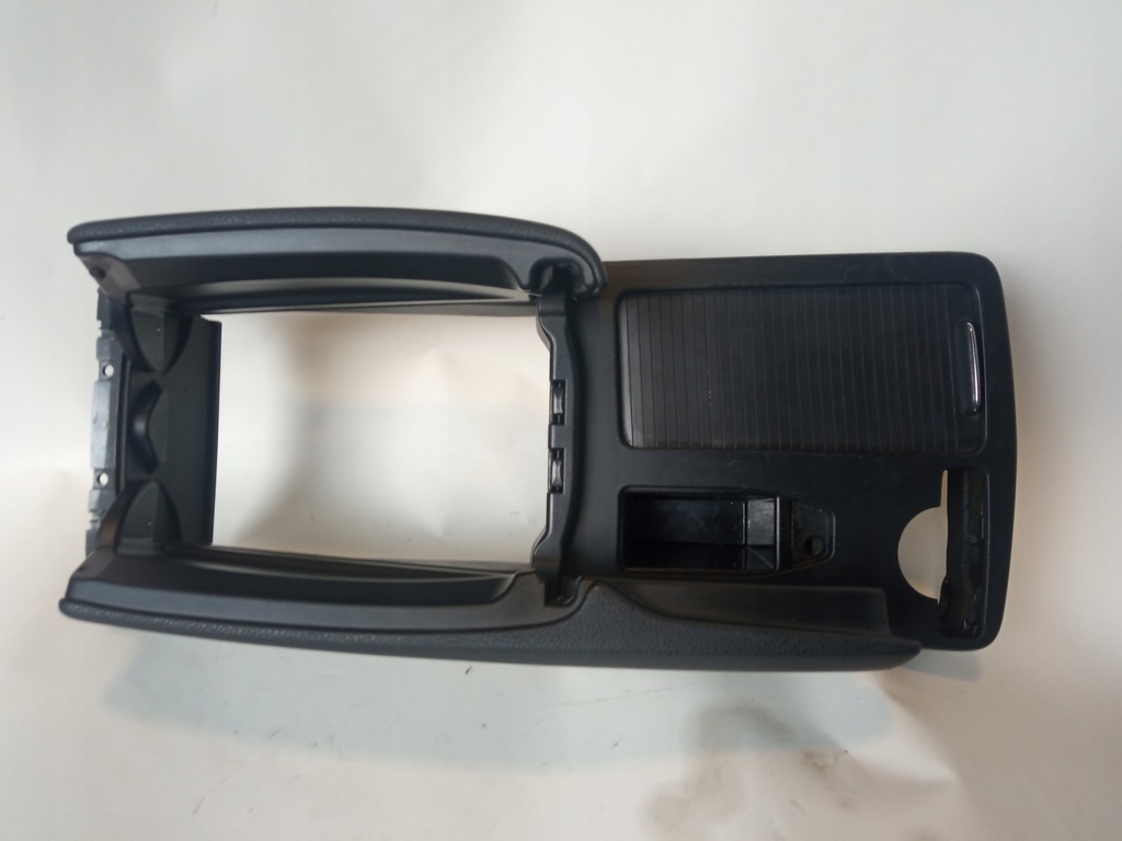 фото №7, Тунель підлокітник mercedes w204 a2046801339